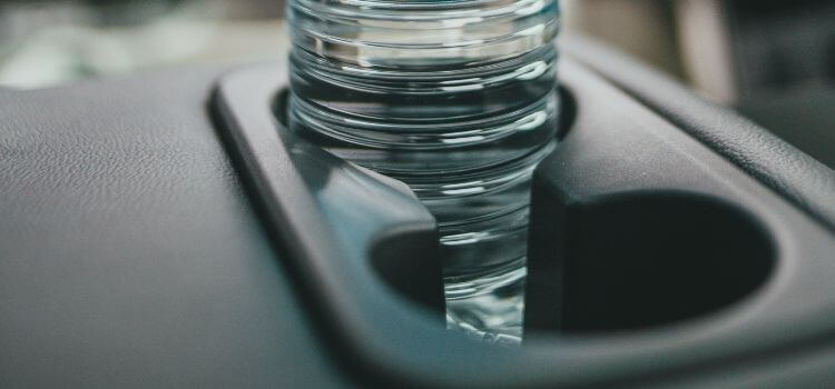 What size water bottle fits in the car cup holder