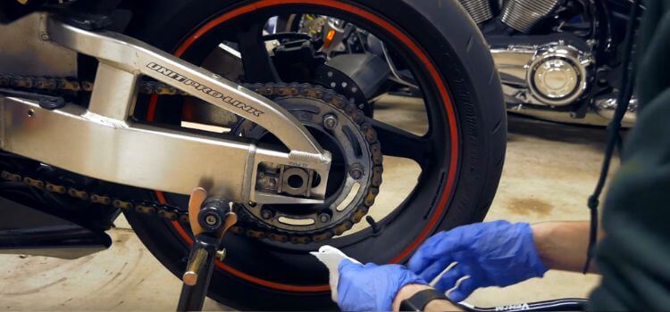 How to clean motorcycle wheels