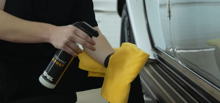 Clean the surface of the vehicle thoroughly.